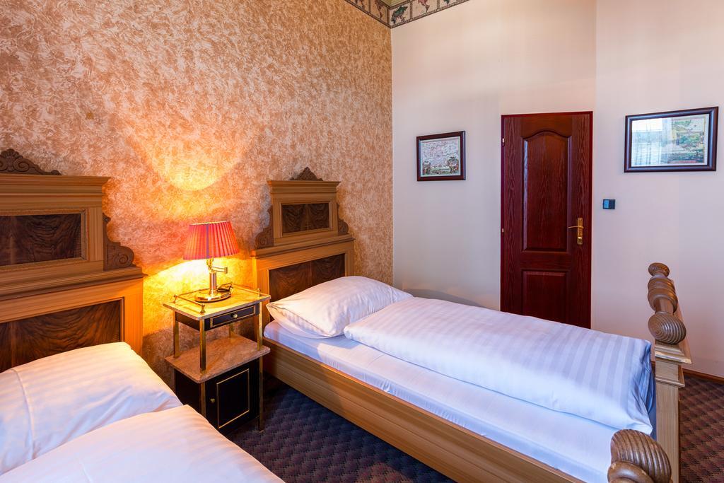 Hotel Continental Plzen Exterior photo